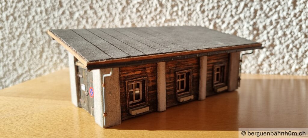 Bhf. Bergün: Schuppen mit intensivem Gebäudetuning